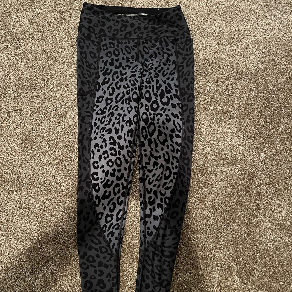 Size S Victoria secret leggings